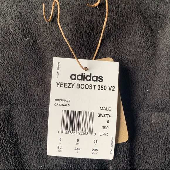 Yeezy Boost 350 V2 “Mx Rock” - Picture 9 of 14